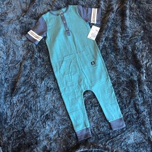 💎NEW Listing💎 Rags to Raches Romper